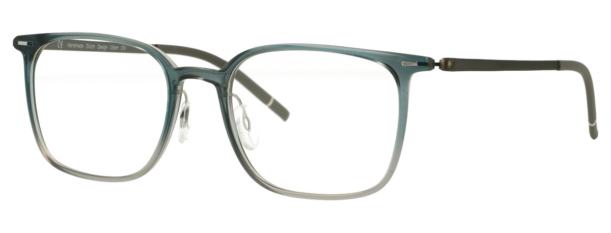 C02